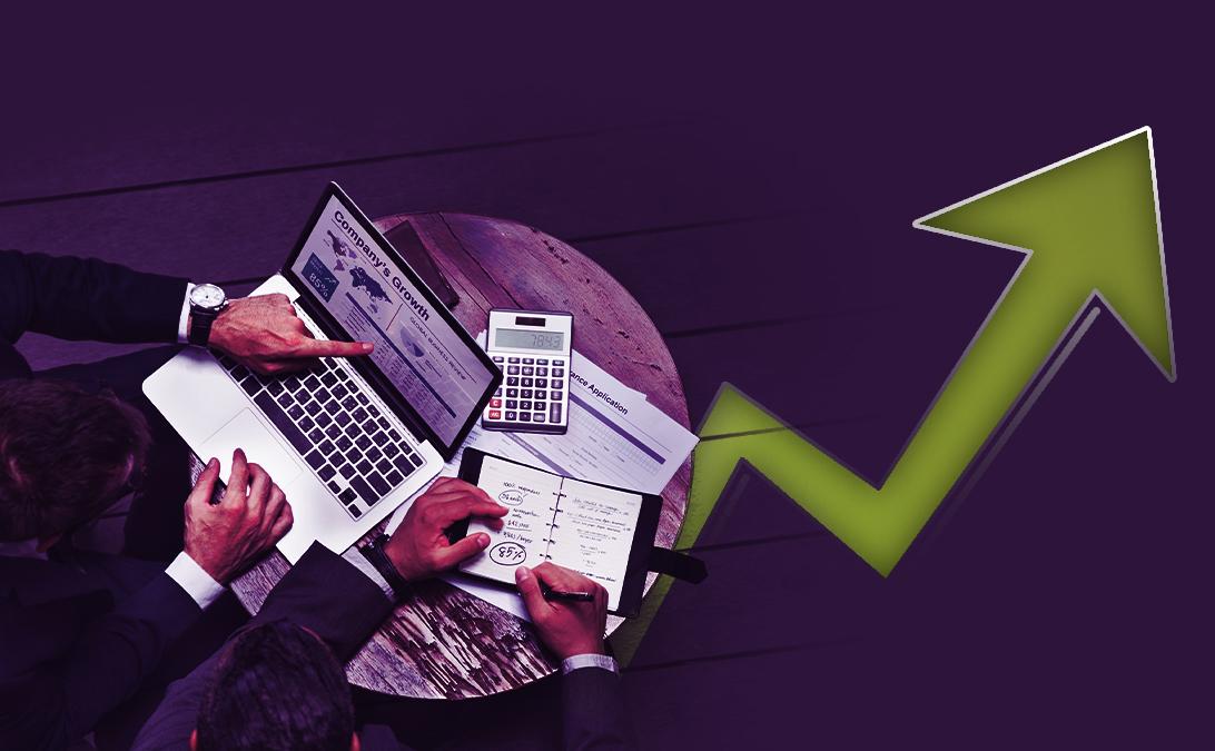 Web development with growth arrow